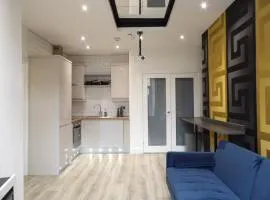 Ground floor flat with patio and hot tub near Murrayfield Stadium