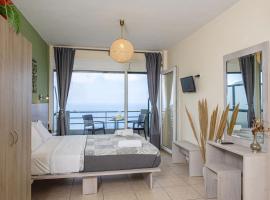 Fantastico Studios，位于卡拉米锡的酒店