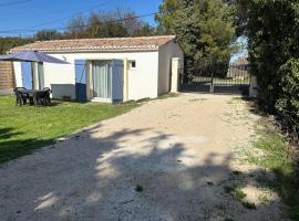 Maison de vacances en campagne，位于卡瓦永的酒店