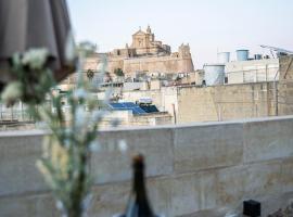 Bell & Beam - A Timeless Gozitan Stay in Victoria，位于维多利亚的别墅
