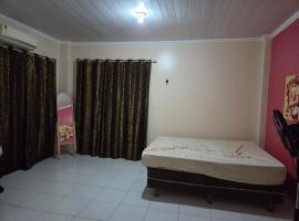 Casa em condomínio ecológico，位于Benevides的酒店