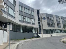 Universitario Hotel，位于洛哈的酒店