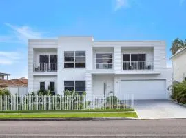 E Retreat On Archbold - Luxury Beach House