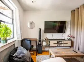 BEST LOCATION IN QUEENS, Everything is near by