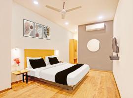 Townhouse Mukut Bazar，位于勒克瑙的酒店