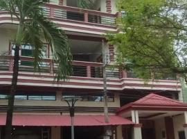 Hotel Capibara，位于鲁雷纳瓦克的酒店