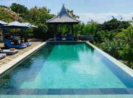 Villa Olala Penida，位于Toyapakeh的酒店