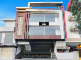 Super Collection O Quila Road Formerly JR Inn，位于Charbagh的酒店