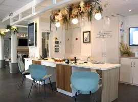 拉罗谢尔中心基里雅德酒店