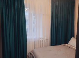 Apartments in Taraz, Kazakhstan，位于塔拉兹的带停车场的酒店