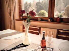 Chalet Wienerwald，位于Königstetten的酒店
