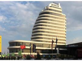 莫里安酒店，位于Inegol的酒店