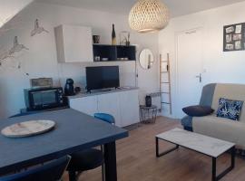 Superbe vue mer... Au calme，位于欧村的酒店