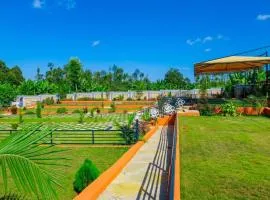 TRIPLINQ HOTEL & RESORT Nkubu- Meru