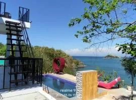 Masamirey Hilltop Cottage with Mini Pool and Beach Access & WIFI