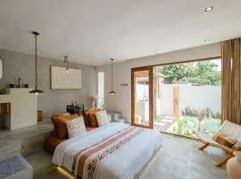 Canna Uluwatu - Stylish Private 1BR Pool Suite