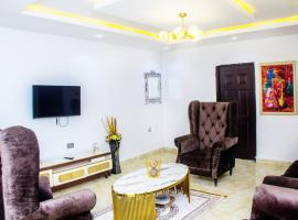2BEDROOM Luxurious & Affordable Shortlet Apartment with top notch amenities，位于Baruwa的酒店
