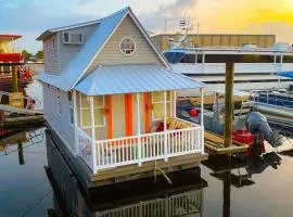 The Famous Houseboat in Sanford