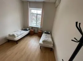 uaHOSTEL