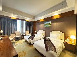 Hồng Vận Grand Hotel Móng cái，位于Móng Cái的酒店