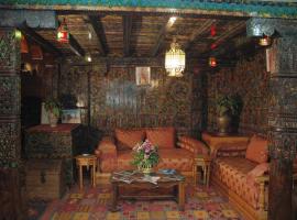 提奥特酒店，位于塔鲁丹特的酒店