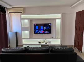 Apartamento T2 no Nova Vida，位于罗安达的酒店