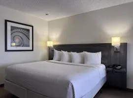 Las Palmas Airport Inn