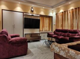 Luxury stay on budget，位于加尔各答的酒店