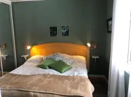 Sjönära lägenghet på landet
