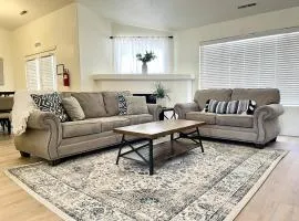 Newly Remodeled Home Near Zion - Patio & Grill