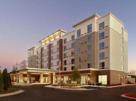 Courtyard by Marriott Atlanta Covington，位于卡温顿的酒店