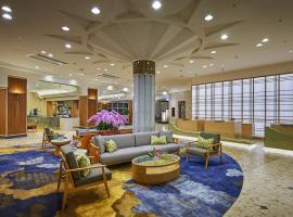 ANA Crowne Plaza Resort Okinawa Uruma Hills By IHG，位于宇流麻的酒店