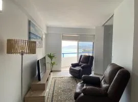 Apartment in front of the beach in Lechería