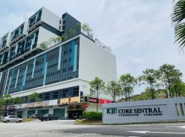 Core Soho Suites Kota Warisan Sepang KLIA Airport Free Wifi by BKA LEGACY，位于雪邦的酒店