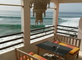 Taghazout beachfront Apartments，位于塔哈佐特的酒店