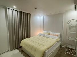 Stay The Meomuleum Sanbon，位于军浦市的酒店