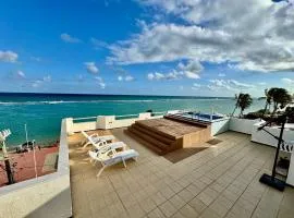 Cobertura Duplex com PISCINA PRIVATIVA de frente para o MAR 5 quartos até 12 pessoas