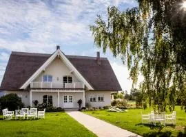 Lerchenhof Reestow - Ruhige Premium Apartments & Sauna