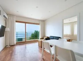 Slow Wave Ocean View Family Pension