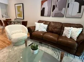 Irvine Gem Luxury condo near Irvine Business & UCI Hospital