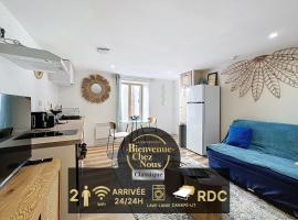 Séjour tout confort dans un appart cosy Aulnat 1