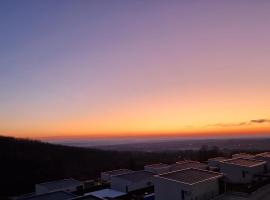 Kosmaj Renew - Sunset View，位于Koraćica的自助式住宿