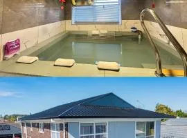 Hot Spring Vacation House