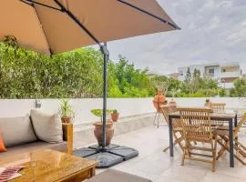 Secure Luxury Apartment With Swimming Pools