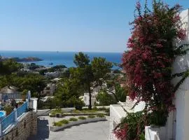 Ageri & Tritonis Luxury Apartments