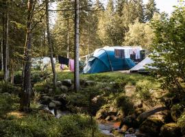 Flower Camping La Sténiole，位于沃洛格河畔格朗热的酒店