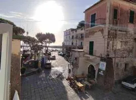 Cantone Studio On The Beach