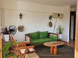 Hewani a bright & airy 1 BR apartment with an ocean view & pool