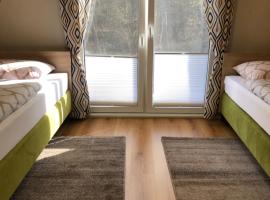 Ferienhaus Plöwen MV，位于Plöwen的酒店