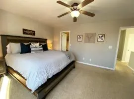 Family Friendly Townhome in Kanab Pool & Hot Tub